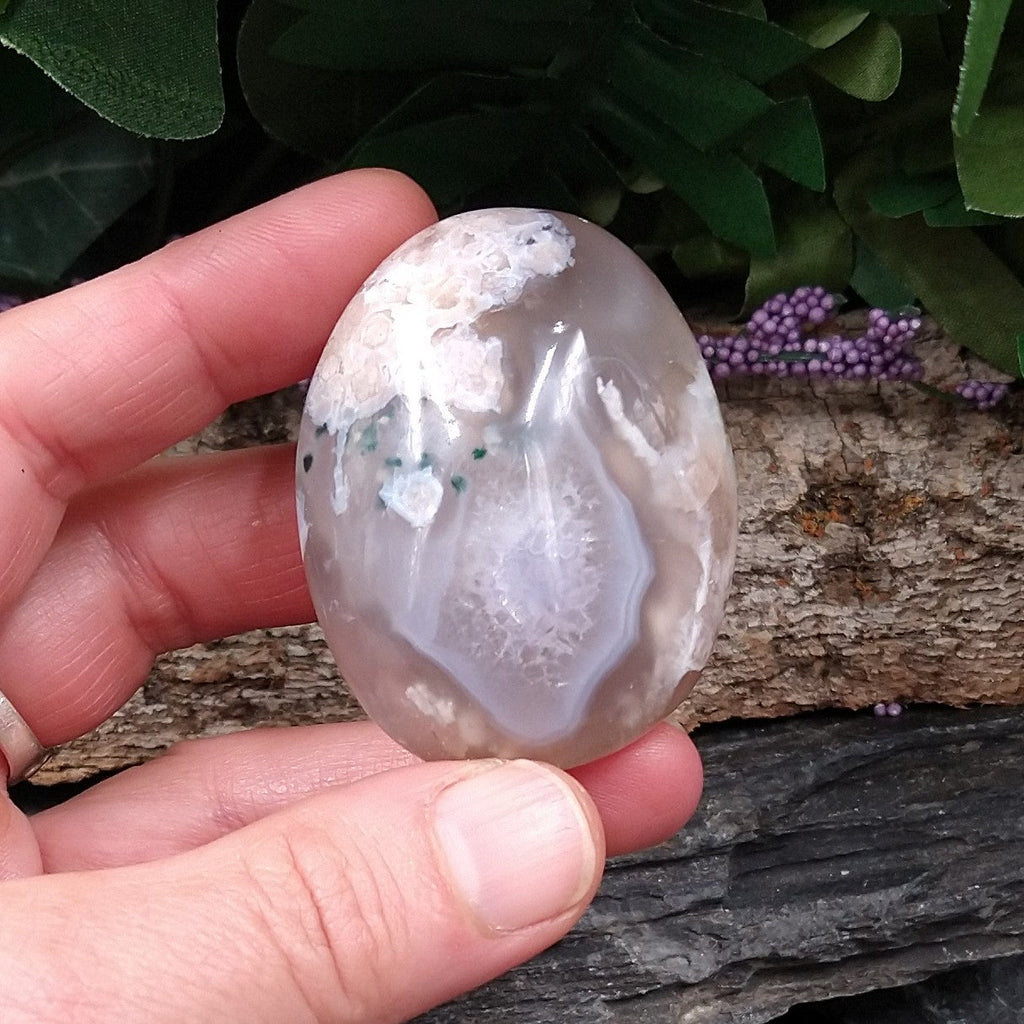 AG-341 Flower Agate Palm Stone