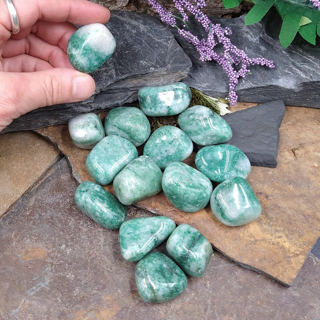 T-CHRM Tumbled Chrome Mica in Quartz 2pk